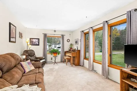 54 Helberg Road Esko MN 55733