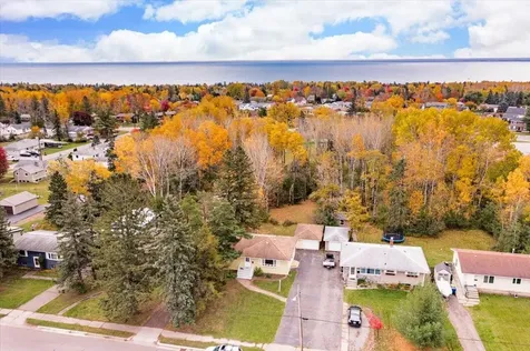 4520 Oakley Street Duluth MN 55804