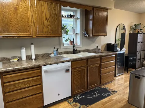 4217 W 6th Street Duluth MN 55807