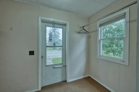 304 W 3rd Avenue N Aurora MN 55705-0000