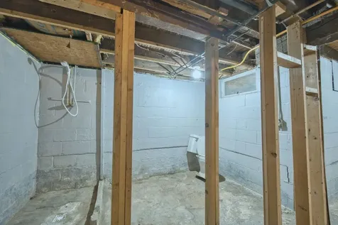 304 W 3rd Avenue N Aurora MN 55705-0000