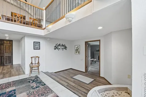 2525 E 1st Street Duluth MN 55812