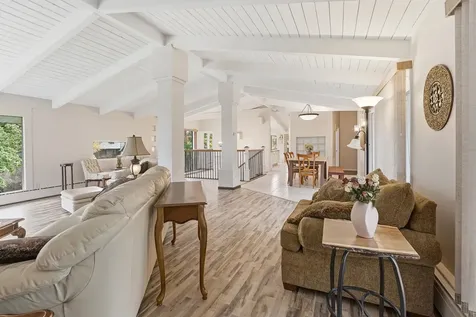 2525 E 1st Street Duluth MN 55812