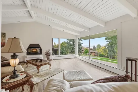 2525 E 1st Street Duluth MN 55812