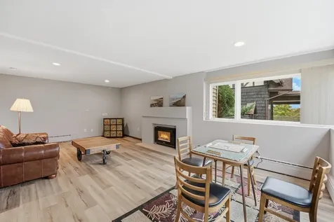 2525 E 1st Street Duluth MN 55812