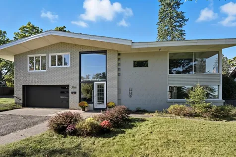 2525 E 1st Street Duluth MN 55812