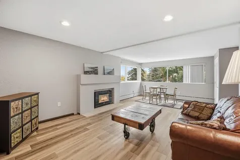 2525 E 1st Street Duluth MN 55812