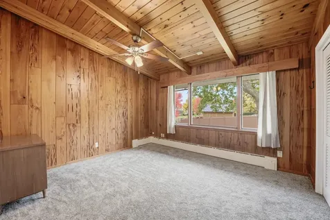 2525 E 1st Street Duluth MN 55812