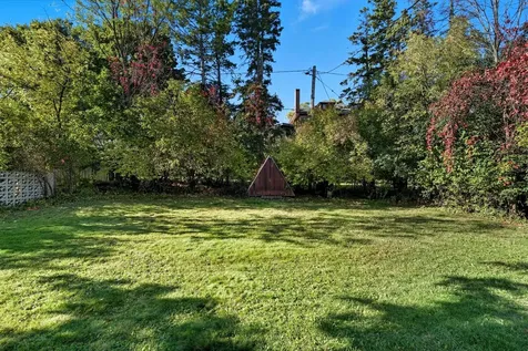 2525 E 1st Street Duluth MN 55812