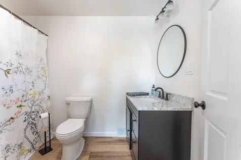 27 E Harvey Street Ely MN 55731