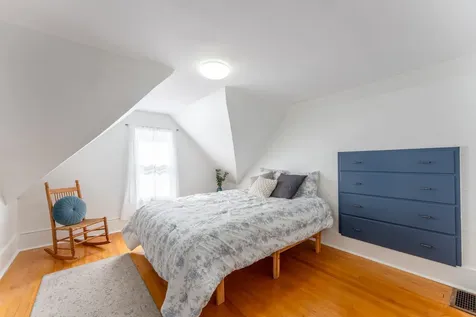 27 E Harvey Street Ely MN 55731