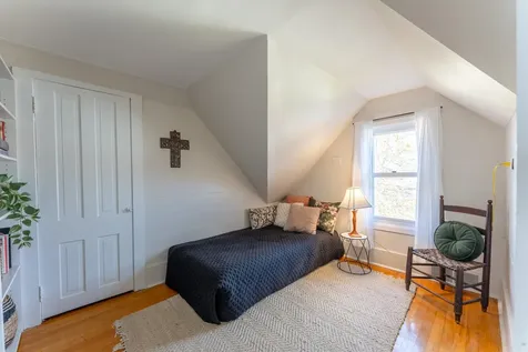 27 E Harvey Street Ely MN 55731