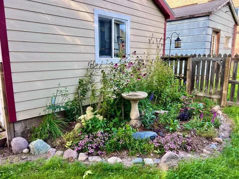 27 E Harvey Street Ely MN 55731