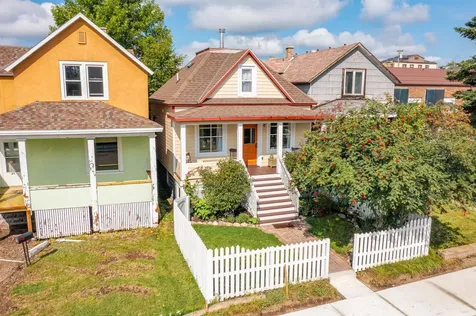 27 E Harvey Street Ely MN 55731