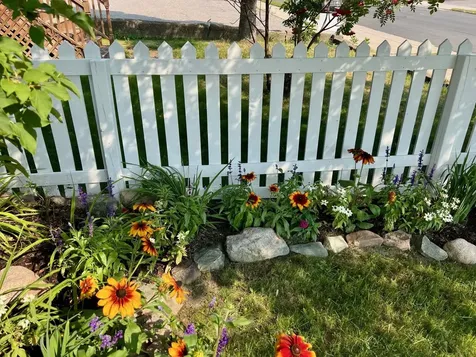 27 E Harvey Street Ely MN 55731