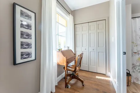 27 E Harvey Street Ely MN 55731