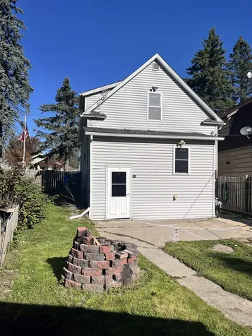 14 3rd Street Proctor MN 55810