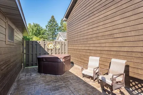 1605 N 54th Street Superior WI 54880