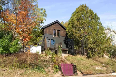 19 W 5th Street Duluth MN 55806