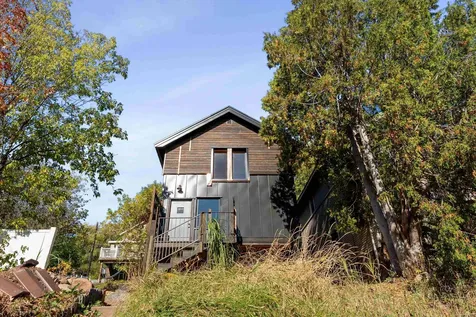 19 W 5th Street Duluth MN 55806