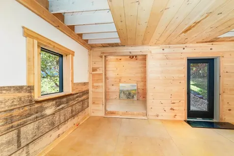 19 W 5th Street Duluth MN 55806