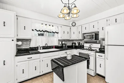 4128 W 4th Street Duluth MN 55807