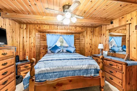 4128 W 4th Street Duluth MN 55807