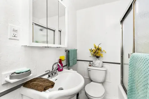 4128 W 4th Street Duluth MN 55807