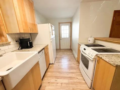 245 W Anoka Street Duluth MN 55803