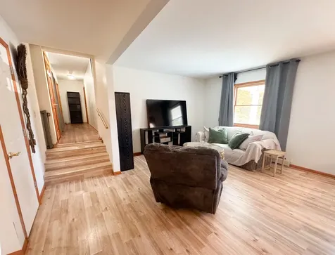 245 W Anoka Street Duluth MN 55803