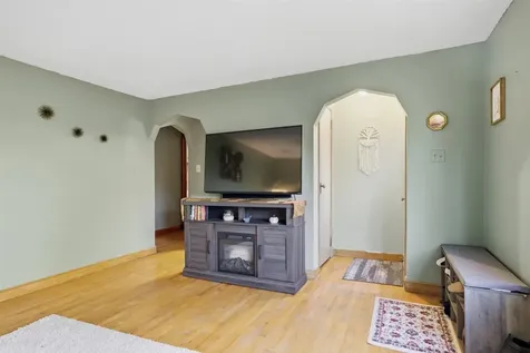 1123 Adams Avenue Eveleth MN 55734