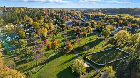 1123 Adams Avenue Eveleth MN 55734