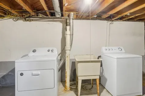 1123 Adams Avenue Eveleth MN 55734