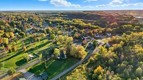 1123 Adams Avenue Eveleth MN 55734