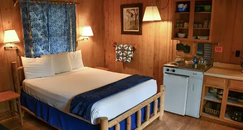 4860,4874 Hwy 61 W Lutsen MN 55612