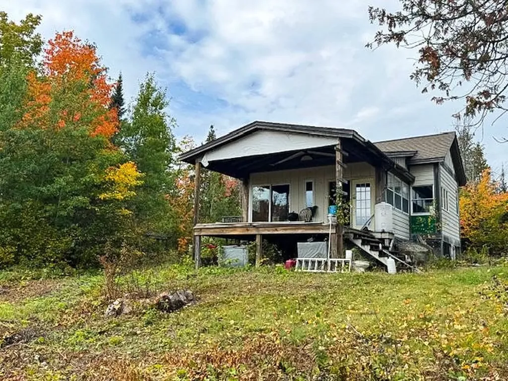 1541 Camp 20 Road Hovland MN 55606