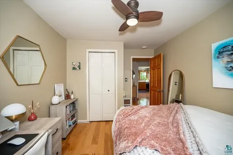 3239 S Lake Avenue Duluth MN 55802