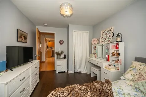 3239 S Lake Avenue Duluth MN 55802