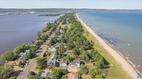 3239 S Lake Avenue Duluth MN 55802