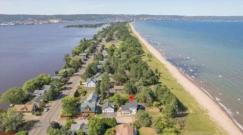 3239 S Lake Avenue Duluth MN 55802