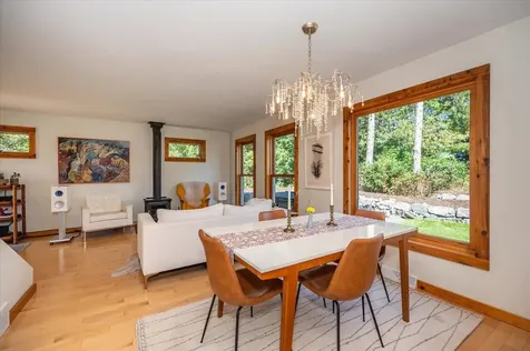 3239 S Lake Avenue Duluth MN 55802