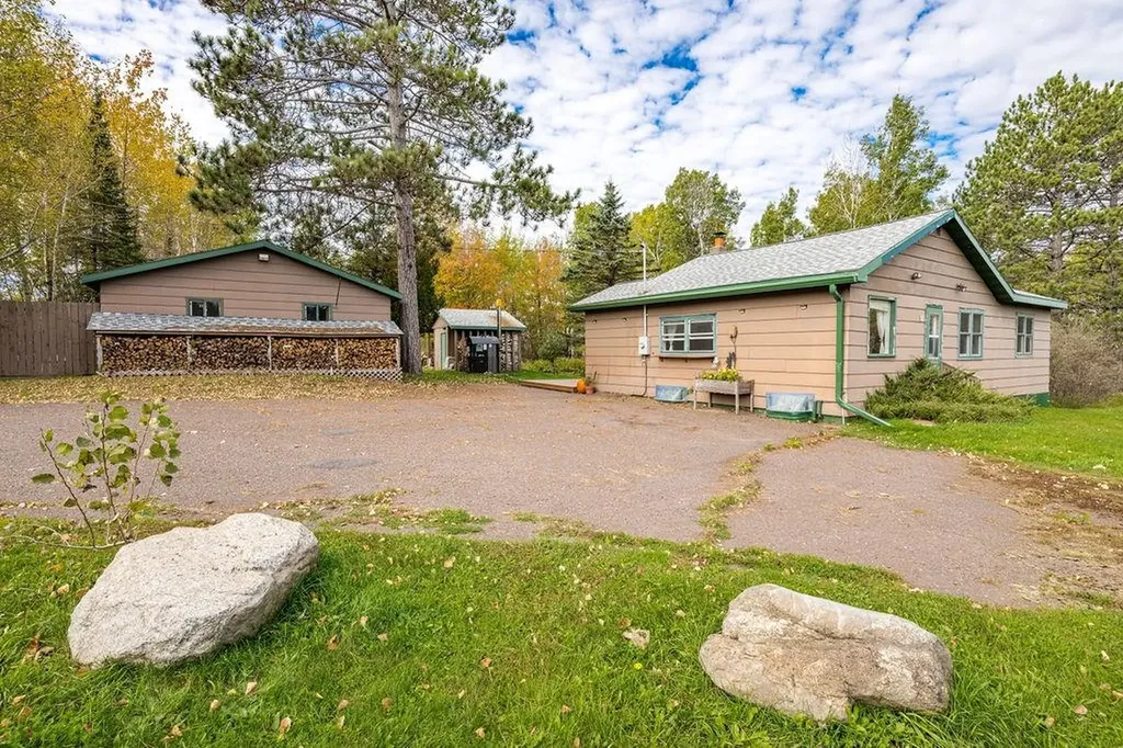 5503 Rice Lake Road Duluth MN 55803