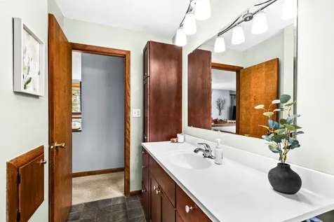 3310 Decker Road Duluth MN 55811