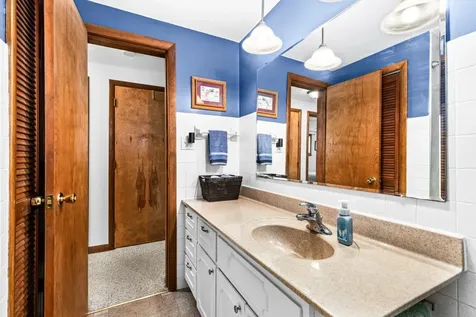 3310 Decker Road Duluth MN 55811