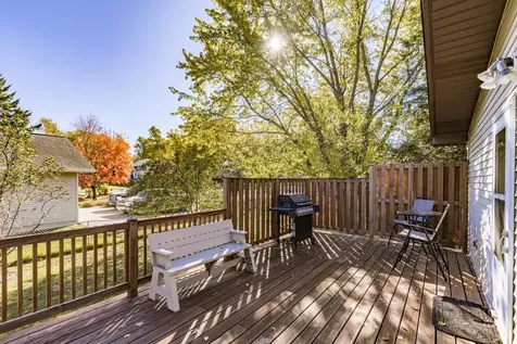 3310 Decker Road Duluth MN 55811