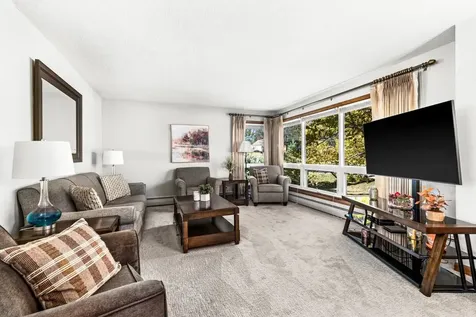 3310 Decker Road Duluth MN 55811