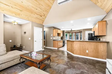 847 Spring Lake Road Cloquet MN 55720