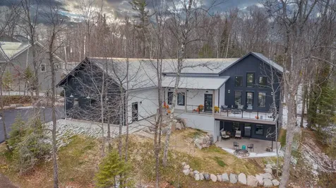 1919 Middle Lane Duluth MN 55811