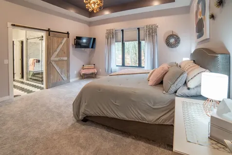 1919 Middle Lane Duluth MN 55811