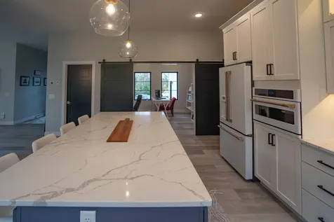 1919 Middle Lane Duluth MN 55811